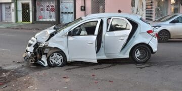 Policial Militar sofre acidente de trânsito no centro após sair do plantão