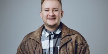 Cantor Israel Fraser lança o single “Tua Mão”, canção gravada pela MK Music