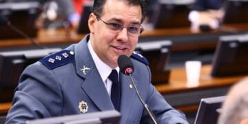 Projeto quer tornar crime ‘charlatanismo religioso’ e a prática de ‘falsos milagres’