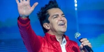 ‘Faça cultos no seu lar’, diz Regis Danese ao incentivar devocional em família