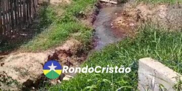 CORPO DE HOMEM É ENCONTRADO EM CÓRREGO NA CAPITAL