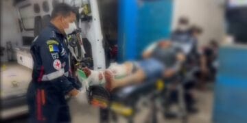 Homem é baleado no joelho e antebraço na frente de casa, em Porto Velho