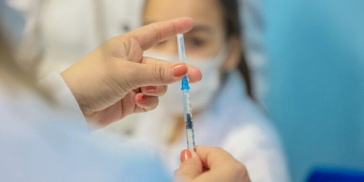 Prefeito Hildon Chaves anuncia pagamento do piso da enfermagem em Porto Velho