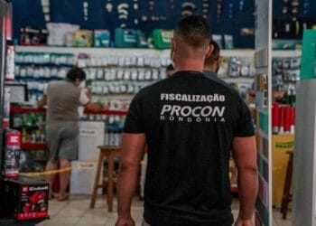 Durante a “Black Friday”, os consumidores recebem orientações sobre como realizar suas compras de maneira confiável