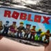 Roblox é acusado de expor crianças a predadores sexuais