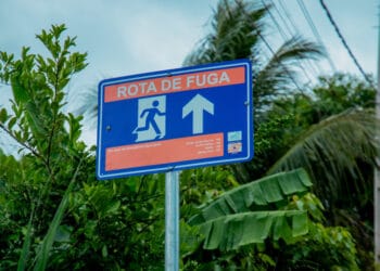 Placas e sirenes instaladas em bairros da capital integram Plano de Ação de Emergência da Santo Antônio Energia