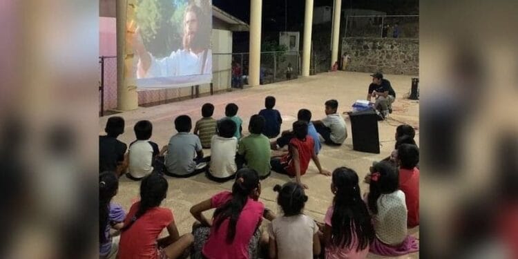 2024: Jesus Film Project impacta tribo indígena com tradução histórica do filme