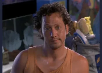 Comediante afirma que sua carreira em Hollywood acabou após se converter ao cristianismo.