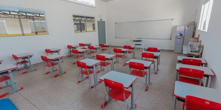 Nesta terça-feira (12), começa o período de matrícula na rede municipal de ensino de Porto Velho