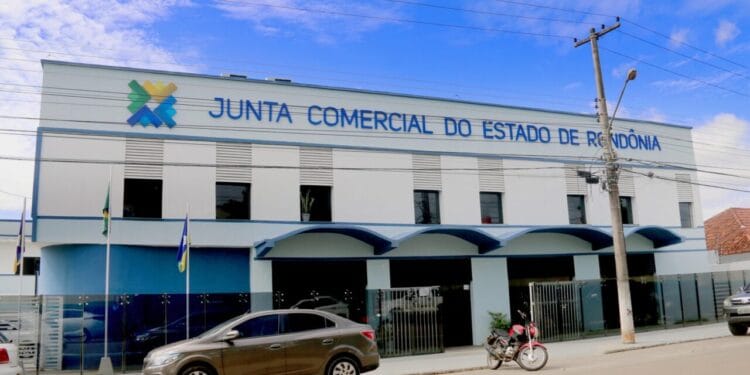 Projeto “Empresa Fácil” possibilita a desburocratização e a abertura de empresas no Estado.