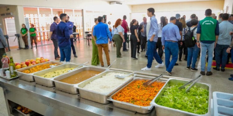 Restaurante ‘Prato Fácil’ é inaugurado em Porto Velho com o valor de 2,00 cada refeição