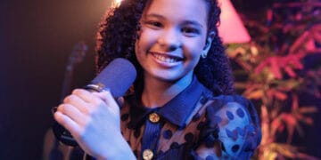 Maria Marçal está em alta no YouTube com o tocante lançamento de “Meu Filho, Descansa”