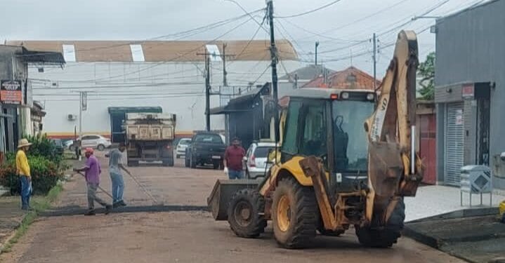 Vereador Wanoel Martins pede providência da prefeitura para realizar operação tapa buraco