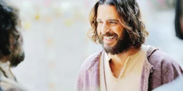 “Sou uma pessoa”: ator Jonathan Roumie compartilha desafios de interpretar em ‘The Chosen’