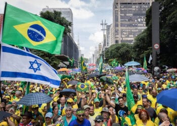 Ministro das Relações Exteriores de Israel expressa gratidão pelo apoio dos brasileiros durante manifestação na Avenida Paulista