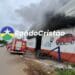 Oficina é destruída por incêndio na zona sul