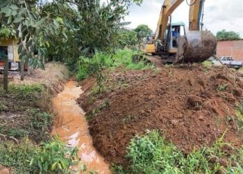 Prefeitura recupera seis quilômetros de vias no setor chacareiro da zona Leste de Porto Velho