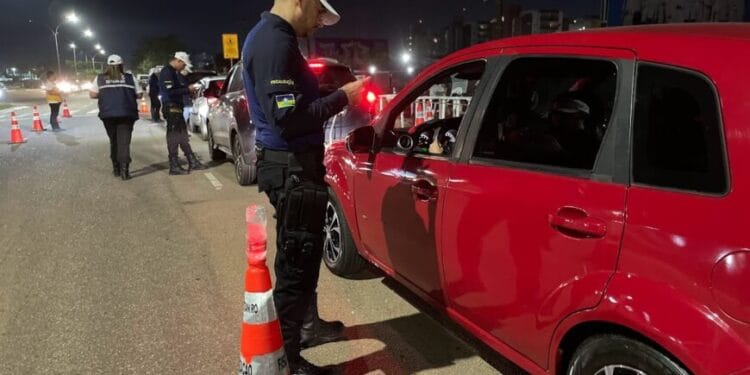 Operações de fiscalização coíbem irregularidades e buscam mais segurança no trânsito de Rondônia