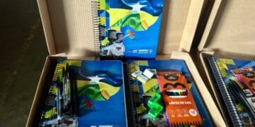 Kits de material escolar são entregues para escolas da Rede Estadual pelo Governo RO