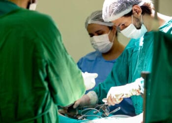 Primeiro transplante ósseo da região Norte acontece no Hospital de Base Dr. Ary Pinheiro, nesta terça-feira (16)