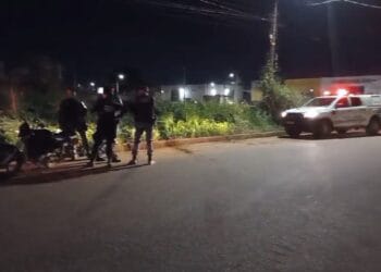 Perseguição e tiroteio terminam com a prisão de dois homens na zona sul