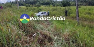 Capotamento deixa três feridos na Estrada da Penal em Porto Velho