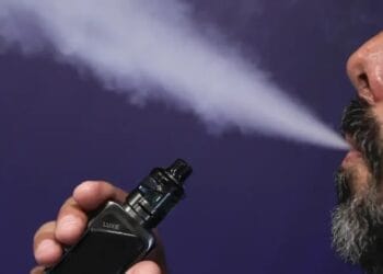 Anvisa publica resolução que proíbe cigarro eletrônico no Brasil