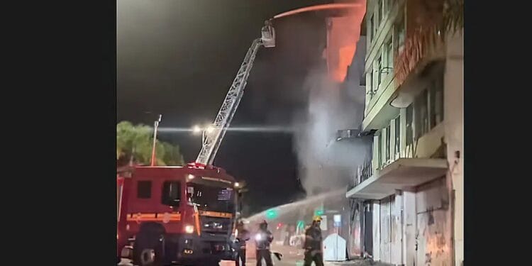 Incêndio em pousada de Porto Alegre deixa pelo menos 10 mortos