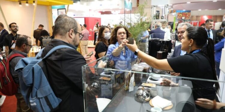 Governo de RO promove potencialidades do Estado na maior feira de alimentos e bebidas das Américas