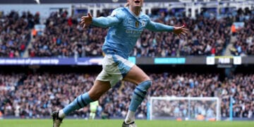 Guardiola sai em defesa de Haaland e rebate Roy Keane: ‘Melhor atacante do mundo