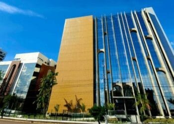 TCE-RO abre seleção para cargo com salário superior a R$ 14 mil