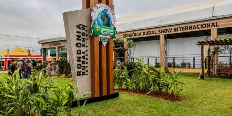 Governo de RO reforça incentivos tributários aos produtores e empresário durante a Rondônia Rural Show Internacional