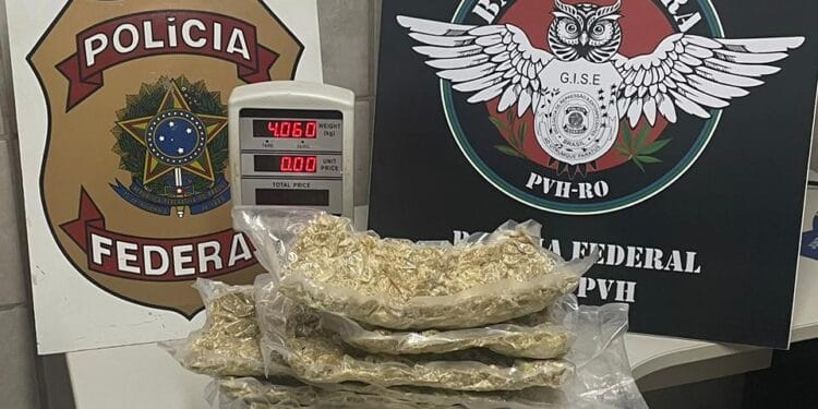 PF prende em flagrante passageiro tentando embarcar com cocaína no aeroporto de Porto Velho