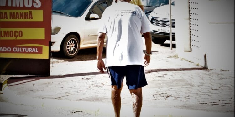 Maus-tratos a idosos é crime e deve ser denunciado