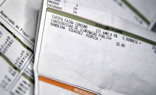 Conta de energia elétrica fica mais cara a partir de hoje