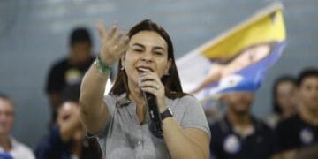 Mariana Carvalho tem 50,7% das intenções de voto e pode vencer no primeiro turno