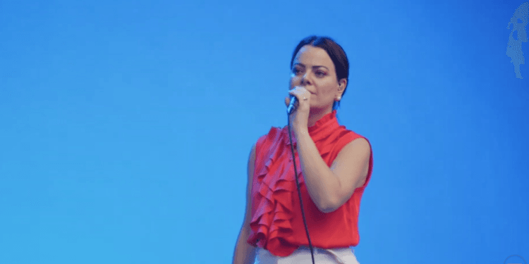 Ana Paula Valadão denuncia igrejas que usam técnicas de coach: “Isso não é o Evangelho”