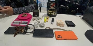 Cunhados são presos com drogas em apartamento no Orgulho do Madeira