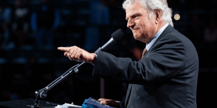 Os incêndios em Hollywood são juízo de Deus? Franklin Graham responde