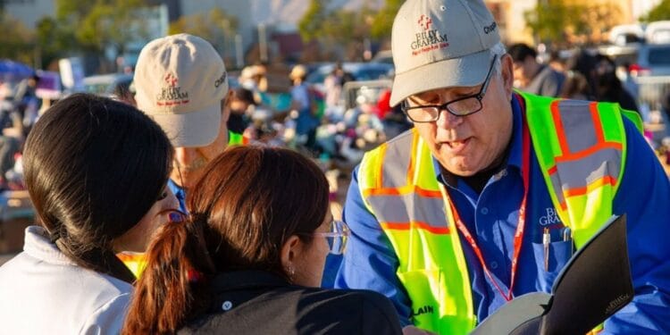Jovens aceitam Jesus após evangelismo em meio a incêndios na Califórnia