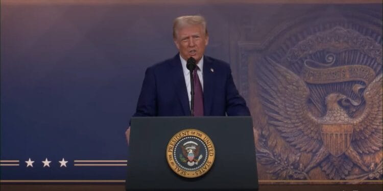 Trump fala sobre fim da agenda ‘woke’ no Fórum Econômico Mundial: ‘Só há dois gêneros’