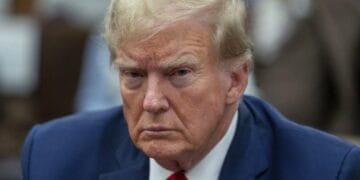 Trump perdoa manifestantes pró-vida presos por protestar em clínicas de aborto