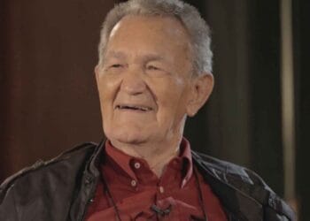 Morre Léo Batista, jornalista esportivo da Globo, aos 92 anos