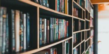 Livros cristãos têm crescimento de vendas e conquistam espaço no mercado editorial