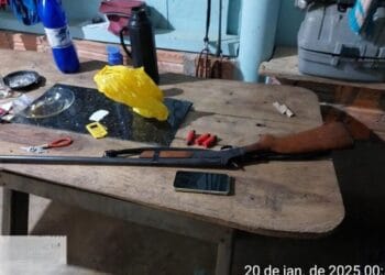 Mulher agredida pelo marido consegue escapar ao ligar para o 190 e “pedir pizza”