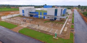 Governo de RO conclui 400 metros de pavimentação asfáltica em Guajará-Mirim