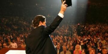 Confiança pública nos pastores continua em declínio, revela pesquisa