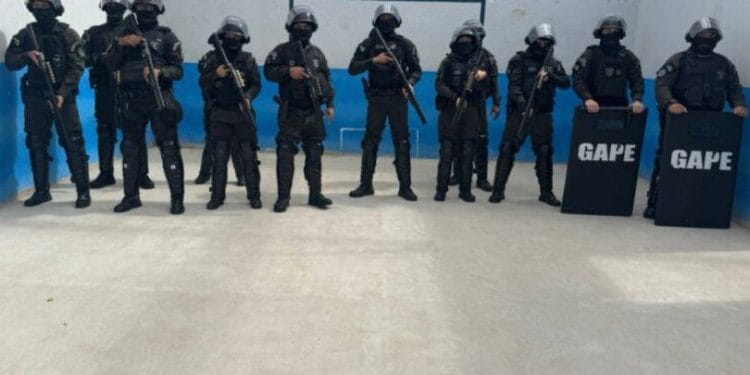 Em ação contra o crime organizado, governo de RO realiza revista geral em unidade prisional de Ji-Paraná