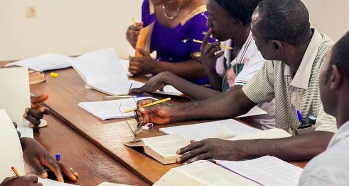 Internet via satélite levará a Bíblia aos lugares mais remotos do mundo