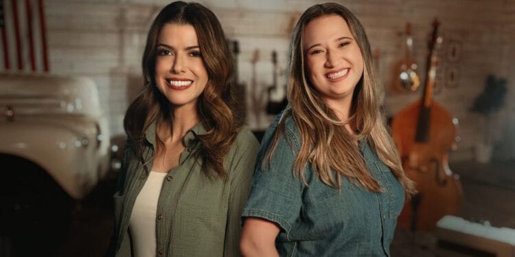 Rachel Novaes e Thamires Garcia regravam hino de Asaph Borba